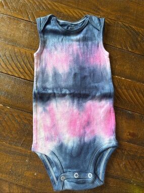 Carter's Pink & Blue Tie-Dye Sleeveless Bodysuit
BRAND NEW made by me